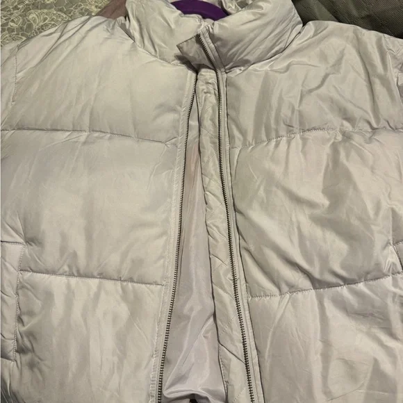 Double Zero Women's Puffer Jacket - Light Gray - Picture 3 of 5